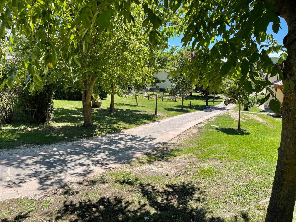 Agriturismo Cupello Cagnano Amiterno Eksteriør billede