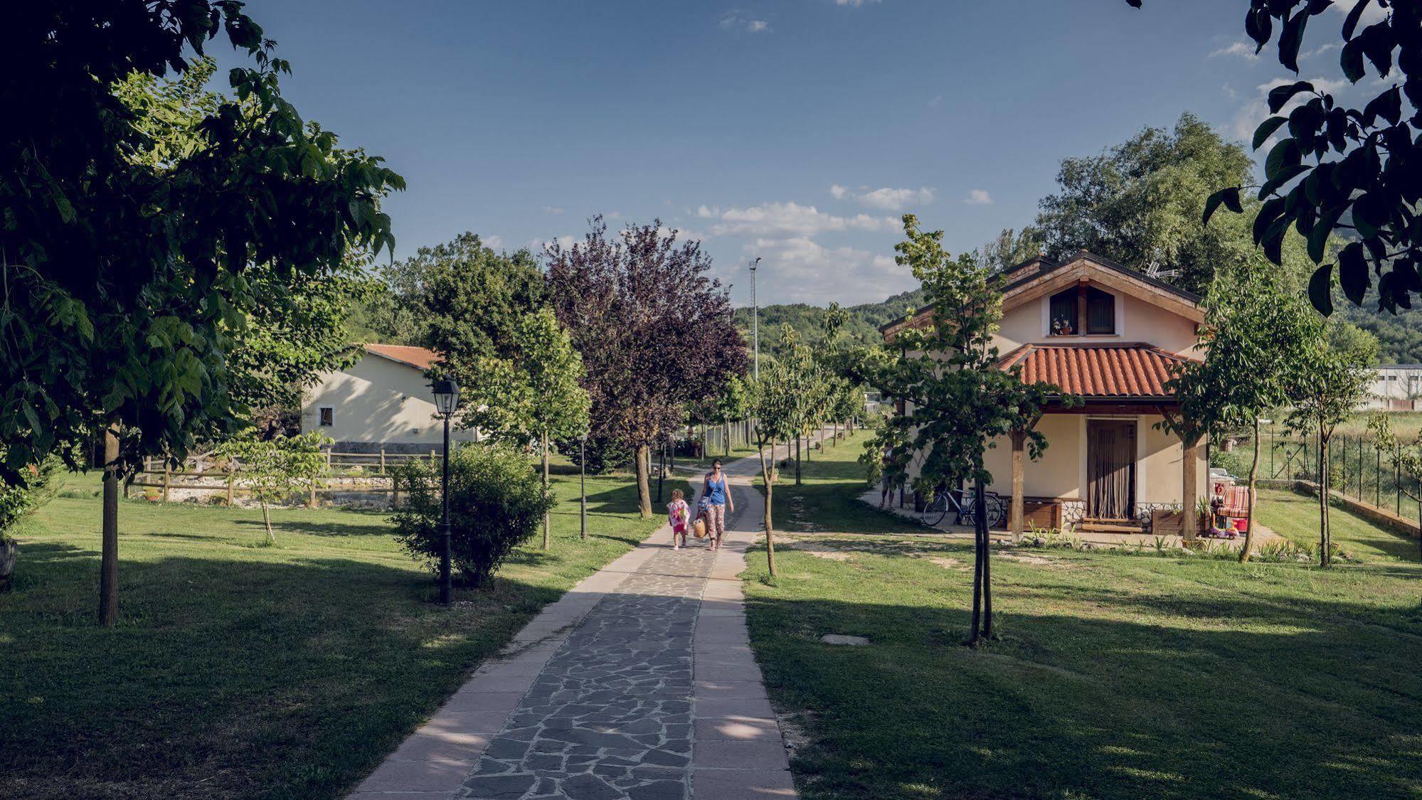 Agriturismo Cupello Cagnano Amiterno Eksteriør billede