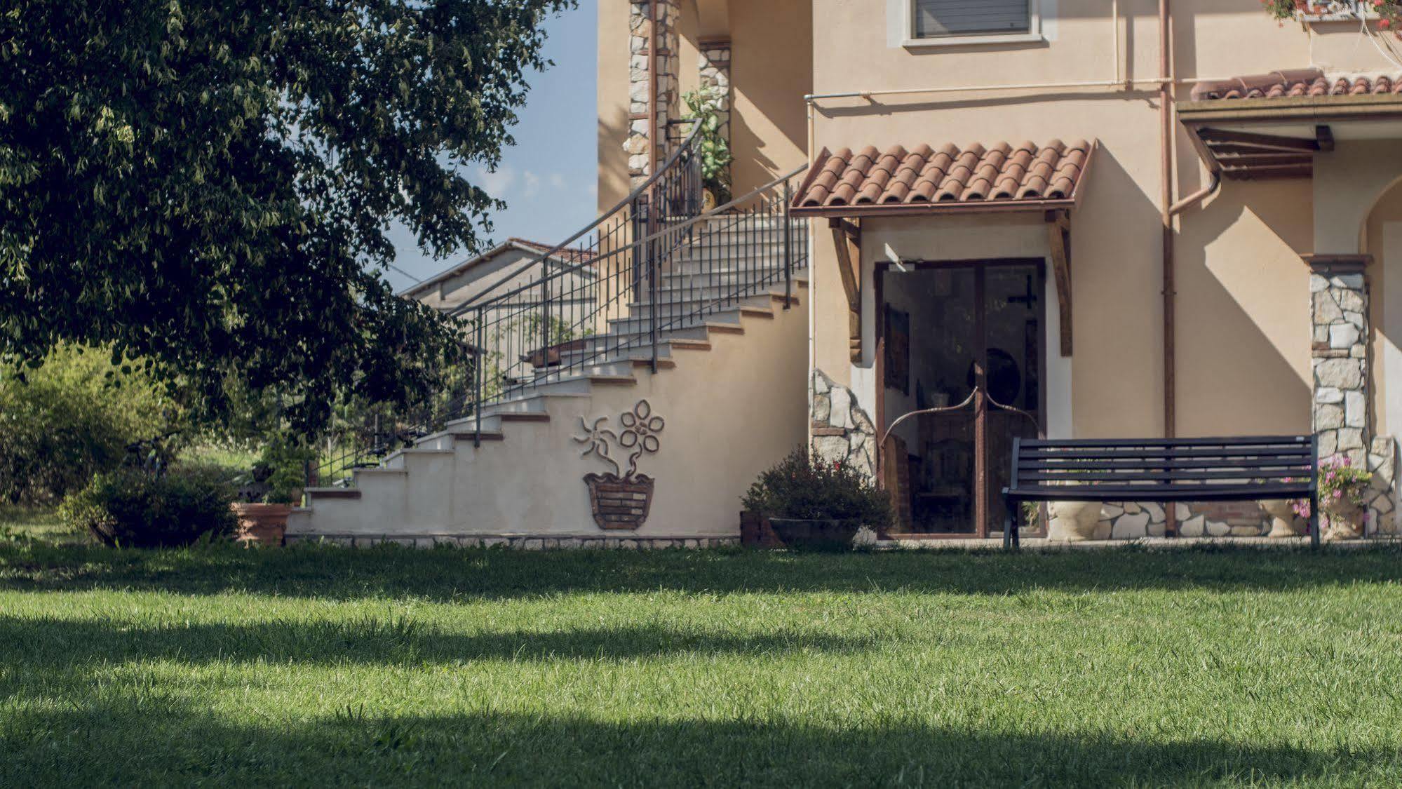 Agriturismo Cupello Cagnano Amiterno Eksteriør billede